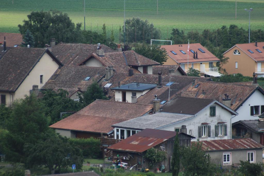 Bed and Breakfast Au Coeur Du Vignoble Sur Bursins Esterno foto