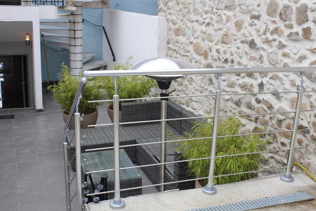 Bed and Breakfast Au Coeur Du Vignoble Sur Bursins Esterno foto